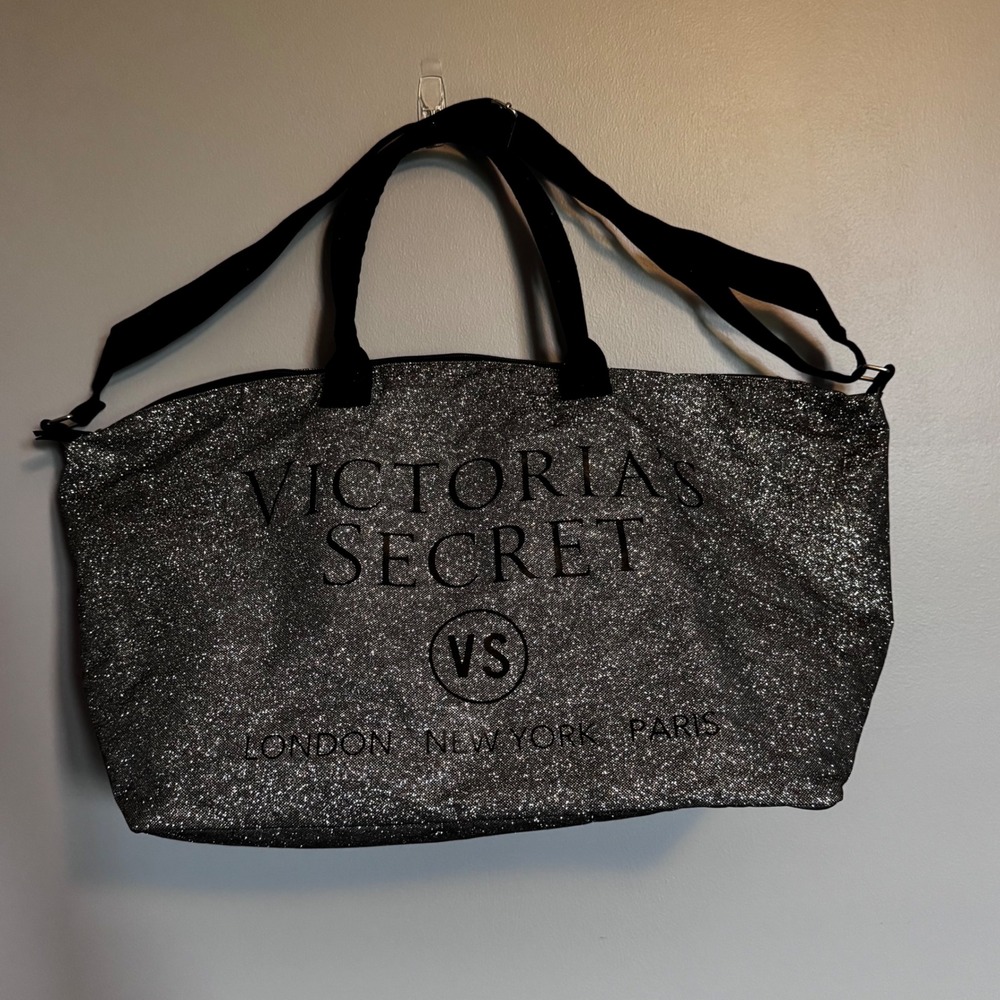 Victoria Secret Silver Glitter Tote Bag London New York Paris Weekend Duffle Bag